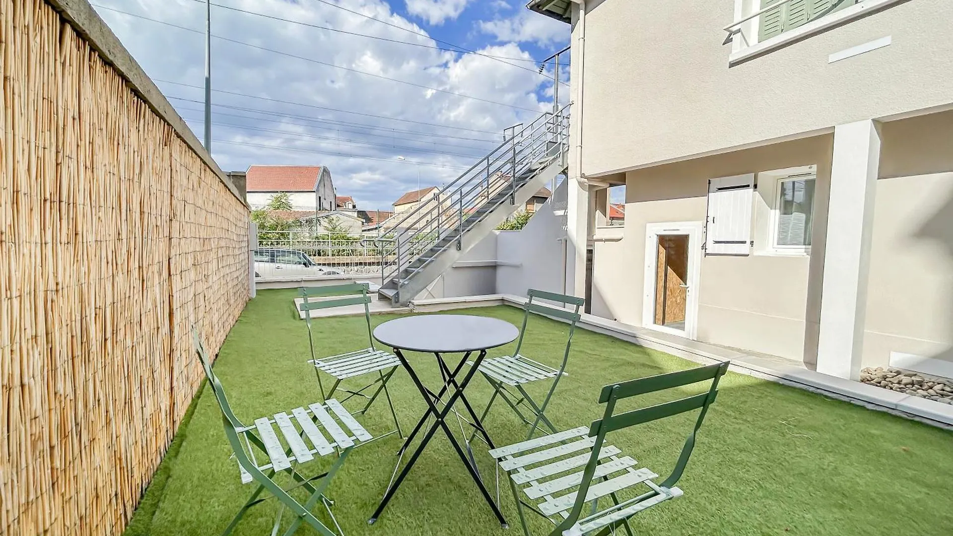דירות Jardin Prive Et Deco Moderne A וישי 0*,  צרפת